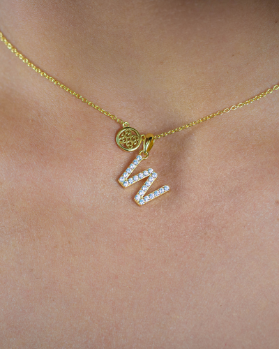 LUXURY LETTERS W INITIAL PENDANT GOLD